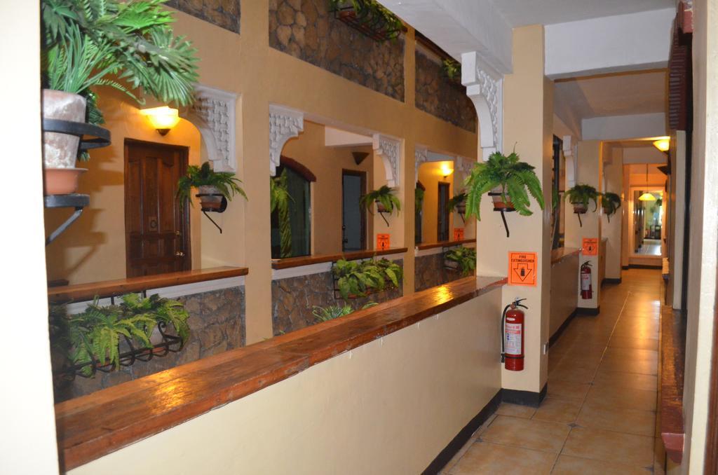 Saint Illian'S Inn Makati Makati City Exteriér fotografie