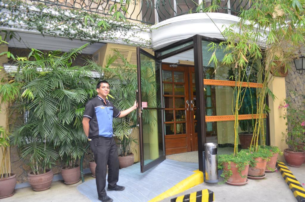 Saint Illian'S Inn Makati Makati City Exteriér fotografie